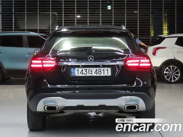 Mercedes-Benz GLA-Class 2019 — Photo 14/20