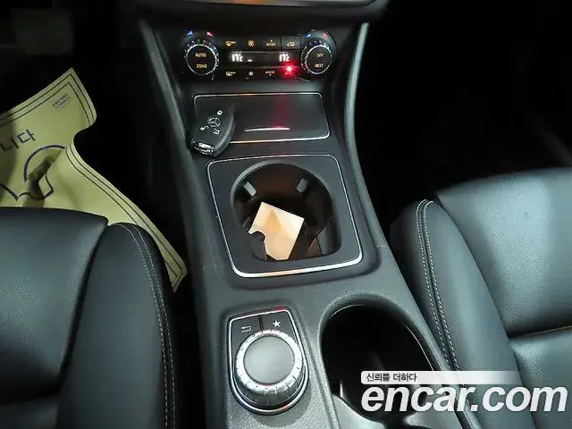 Mercedes-Benz GLA-Class 2019 — Photo 5/20