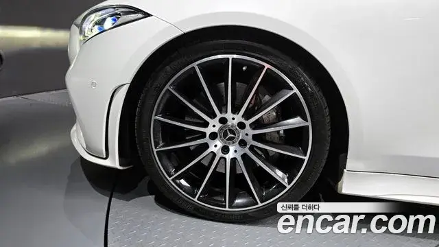 Mercedes-Benz CLS-Class 2020 — Фото 5/20