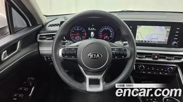 Kia K5 2021 — Şəkil 19/20