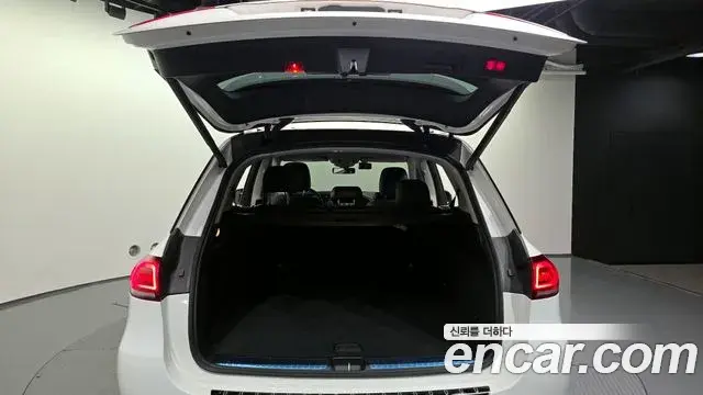 Mercedes-Benz GLE-Class 2019 — Photo 14/20