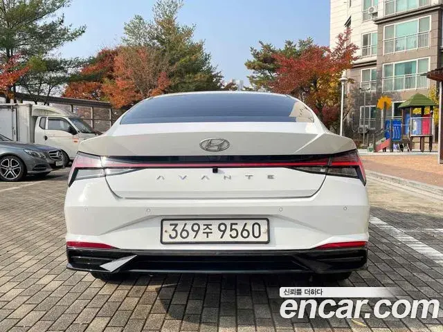 Hyundai The New Avante Hybrid 2021 — Şəkil 13/19