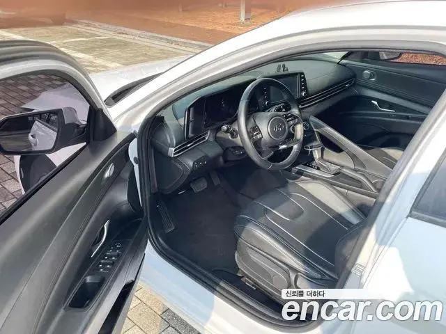 Hyundai The New Avante Hybrid 2021 — Şəkil 10/19