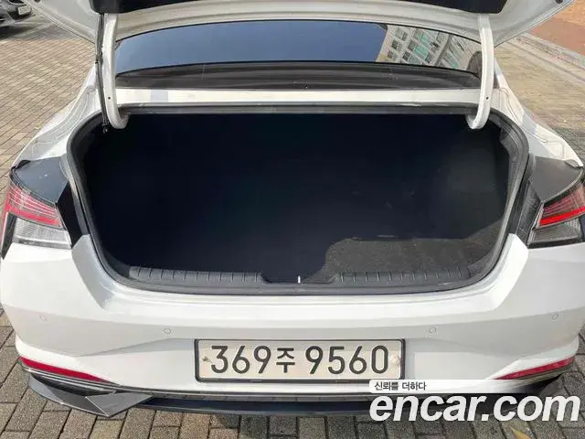 Hyundai The New Avante Hybrid 2021 — Şəkil 16/19
