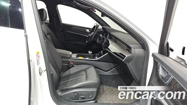 Audi A6 2021 — Şəkil 12/20