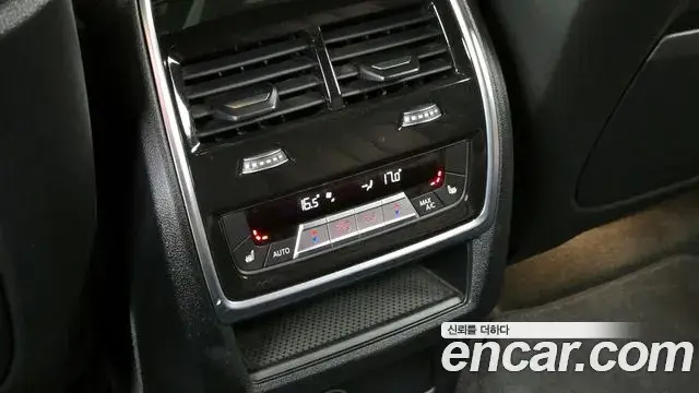 BMW X6 2021 — Photo 10/20