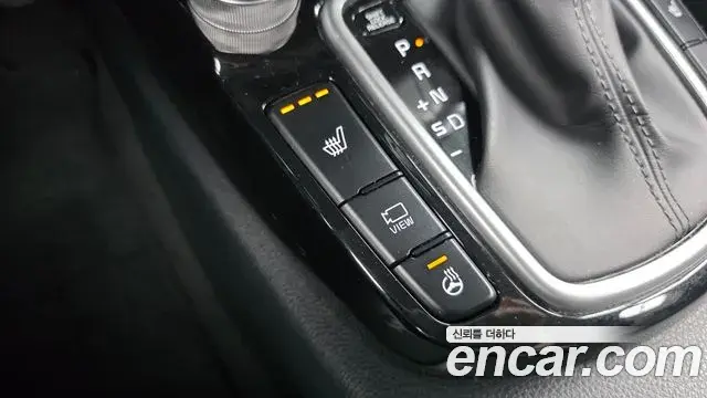 Kia Seltos 2022 — Şəkil 18/20