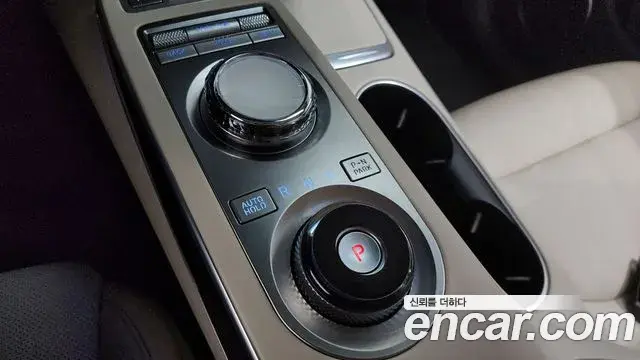 Genesis GV70 2021 — Şəkil 17/20