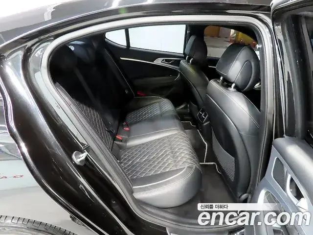 Genesis G70 2019 — Şəkil 8/20