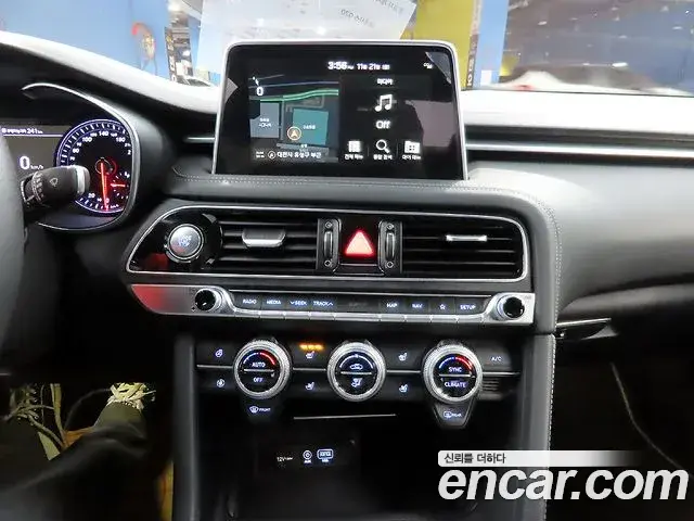 Genesis G70 2019 — Şəkil 19/20