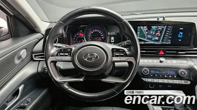 Hyundai The New Avante Hybrid 2022 — ფოტო 23/23