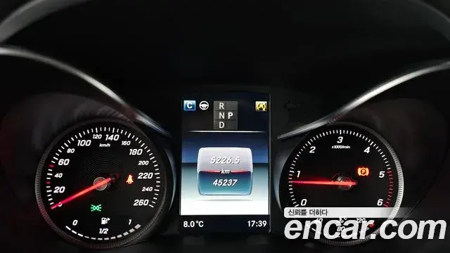 Mercedes-Benz GLC-Class 2018 — Şəkil 2/20