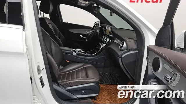 Mercedes-Benz GLC-Class 2018 — Şəkil 3/20