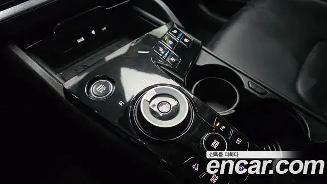 Kia Sportage 2023 — Фото 9/20