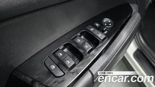 Kia Sportage 2023 — Фото 12/20