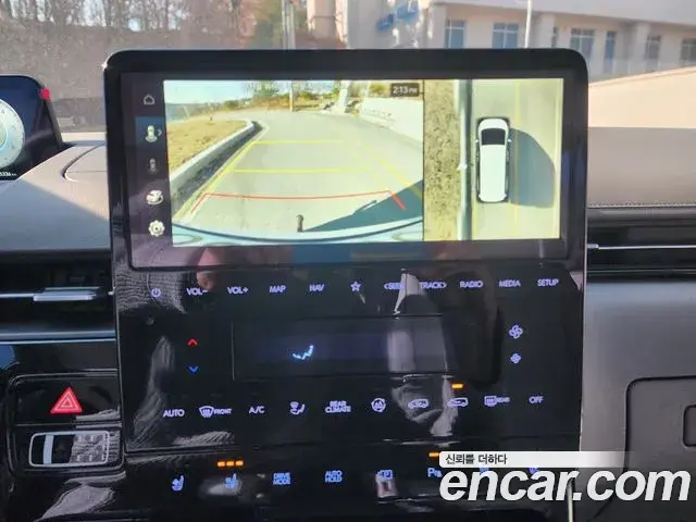 Hyundai Staria 2025 — Şəkil 15/20