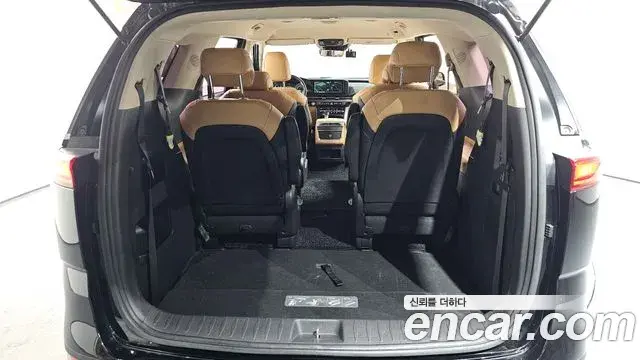 Kia Carnival 2021 — Фото 20/20