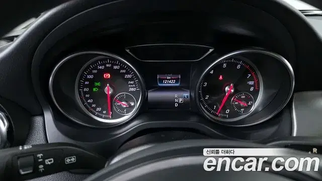 Mercedes-Benz GLA-Class 2018 — Şəkil 3/20