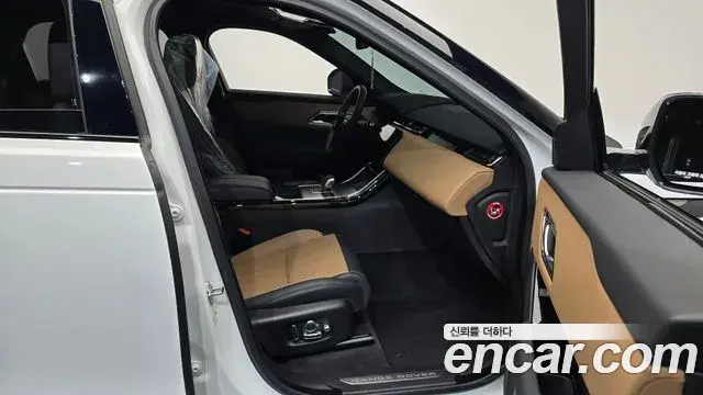 Land Rover Range Rover Velar 2025 — ფოტო 20/20