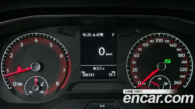 Volkswagen Jetta 2020 — ფოტო 5/20