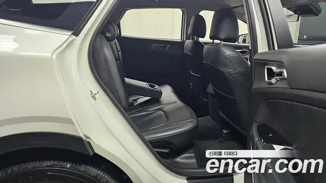 Kia Sportage 2022 — ფოტო 12/20