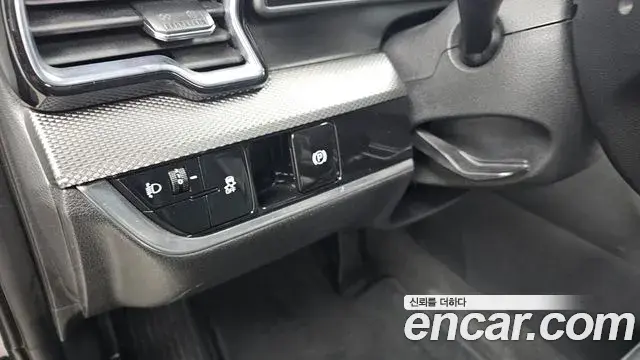 Kia Sportage 2022 — ფოტო 7/20