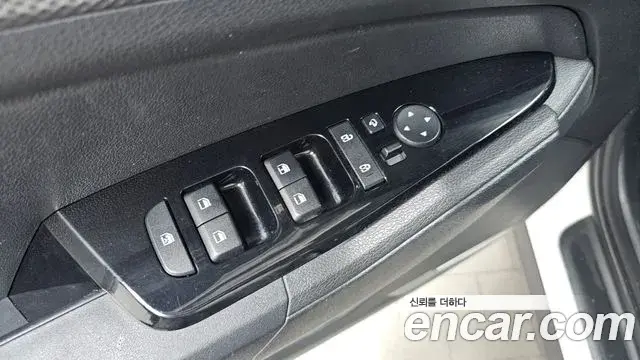 Kia Sportage 2022 — ფოტო 2/20