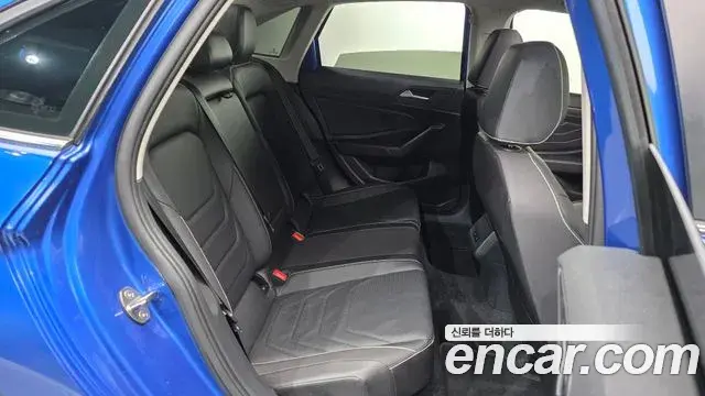 Volkswagen Jetta 2024 — Şəkil 4/20