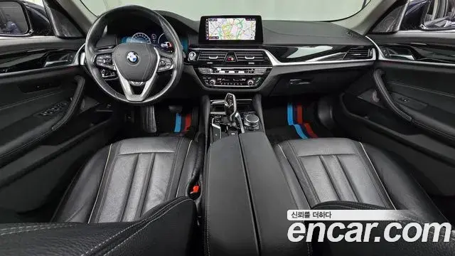 BMW 5 Series 2019 — Photo 4/20