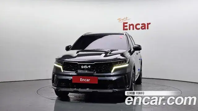 Kia Sorento 2022 — Фото 3/20