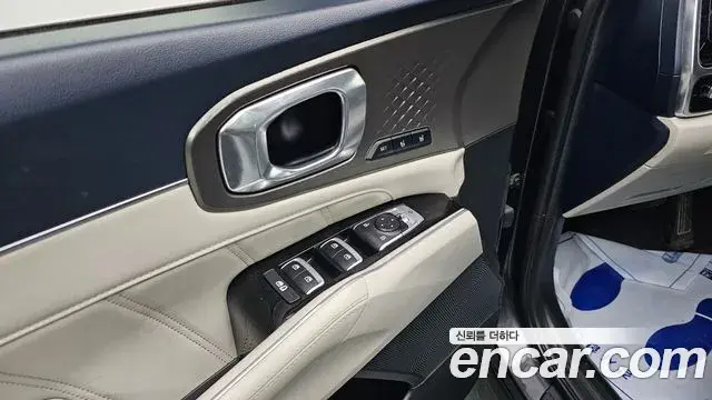 Kia Sorento 2022 — Фото 13/20
