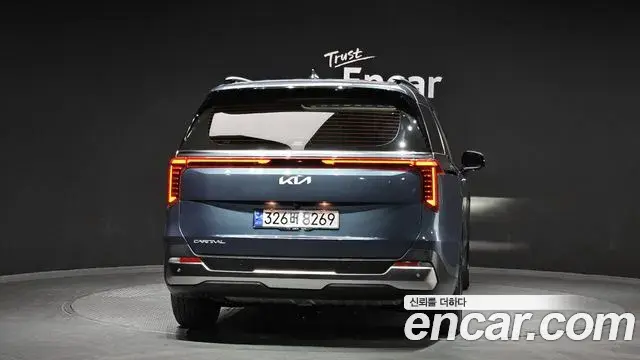 Kia Carnival 2024 — Photo 2/20