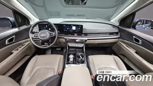 Kia Carnival 2024 — Photo 7/20