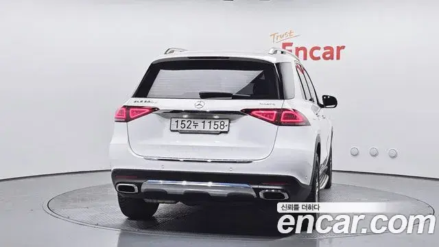 Mercedes-Benz GLE-Class 2019 — ფოტო 5/20