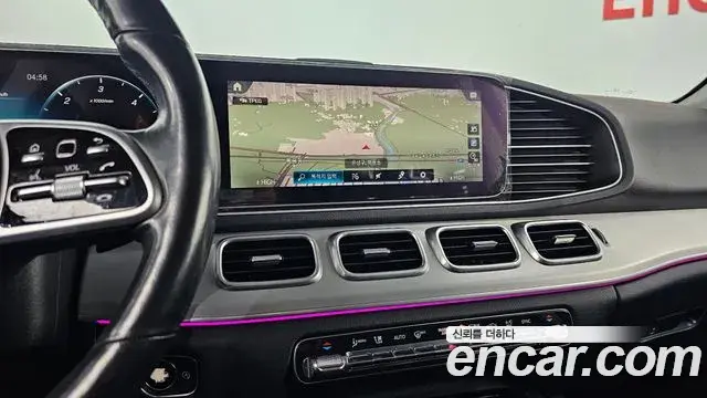 Mercedes-Benz GLE-Class 2019 — ფოტო 11/20