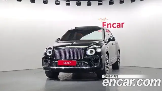 Bentley Bentayga 2023 — Şəkil 14/20