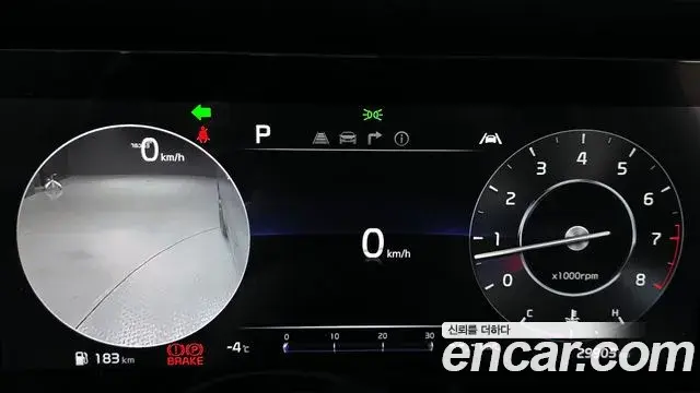 Kia Carnival 2021 — Фото 8/20