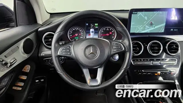 Mercedes-Benz GLC-Class 2018 — ფოტო 9/20