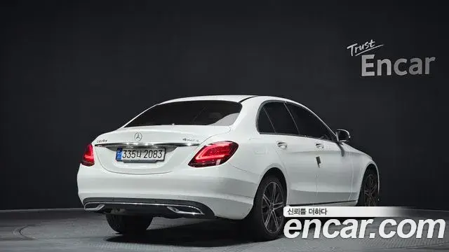 Mercedes-Benz C-Class 2021 — Фото 2/20