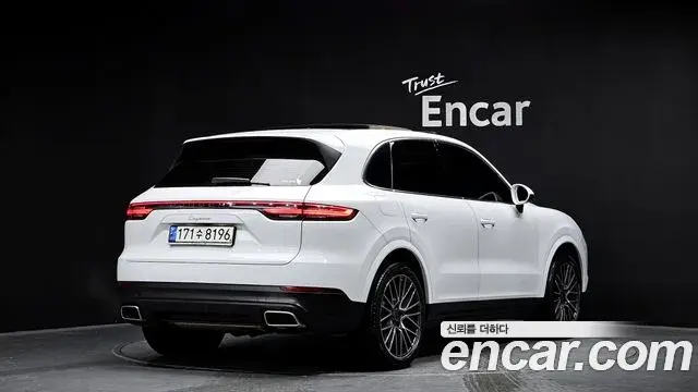 Porsche Cayenne 2020 — Şəkil 17/20