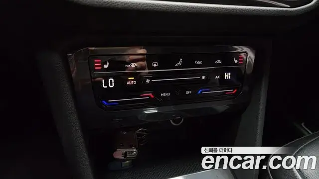 Volkswagen Tiguan 2021 — ფოტო 1/20