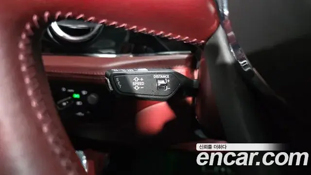 Bentley Bentayga 2022 — Şəkil 9/20