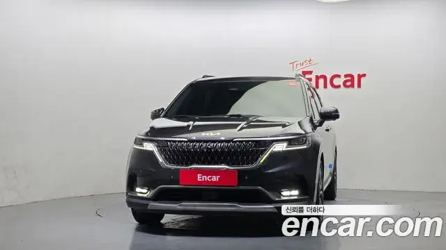Kia Carnival 2021 — Фото 3/20