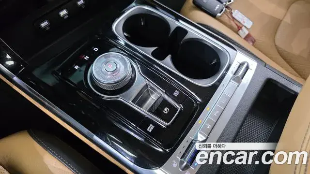 Kia Carnival 2021 — Фото 9/20