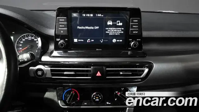 Kia Seltos 2020 — Photo 1/20