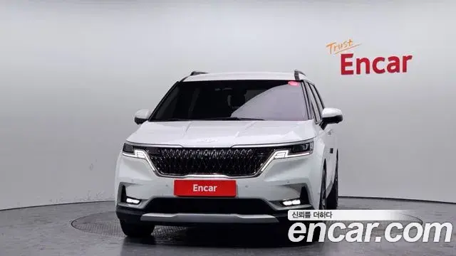 Kia Carnival 2023 — Фото 3/20