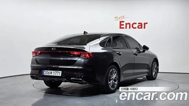Kia K5 2019 — Photo 6/20