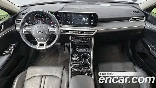Kia K5 2019 — Photo 16/20