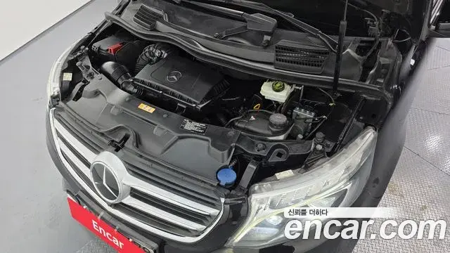 Mercedes-Benz V-Class 2018 — Şəkil 2/20