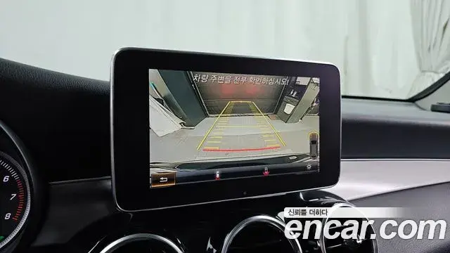 Mercedes-Benz GLC-Class 2018 — ფოტო 6/20